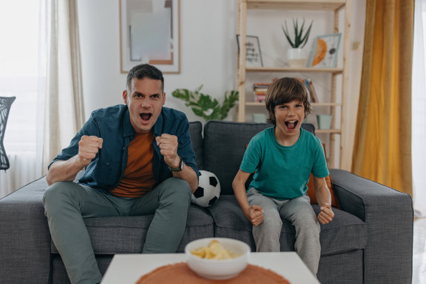 两代足球迷图片下载