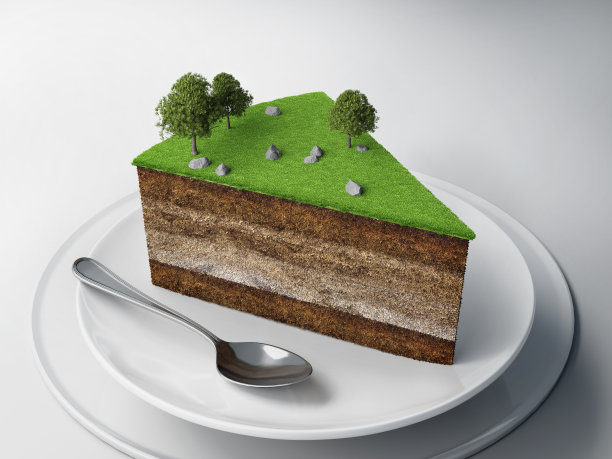 用勺子和盘子把一块蛋糕放在地上。土地投资的概念。三维渲染图片下载