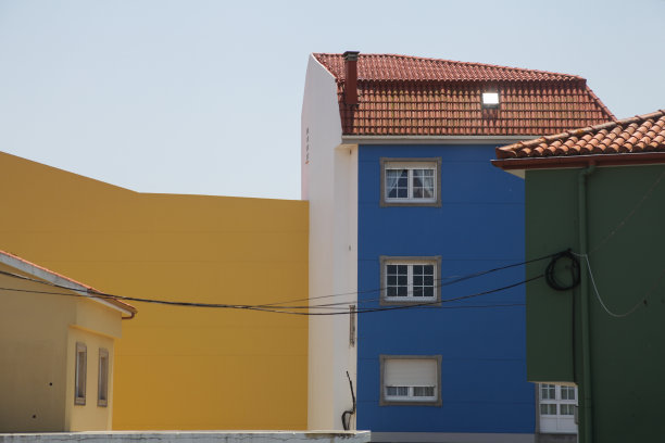 色彩斑斓的建筑。图片下载