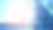 玻璃幕墙的现代办公大楼，背景是晴朗的天空。图片下载