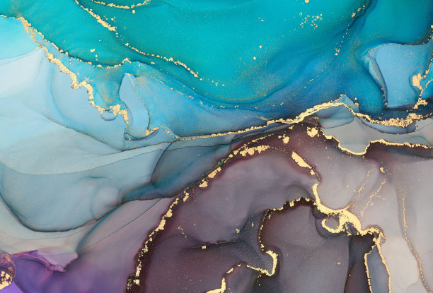 半透明的色调、蜿蜒的金属漩涡和泡沫的颜色形成了这些自由流动的纹理景观。自然奢华抽象流体艺术用酒精墨水技术绘画图片下载