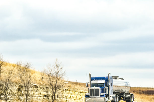 卡车在堪萨斯图片下载