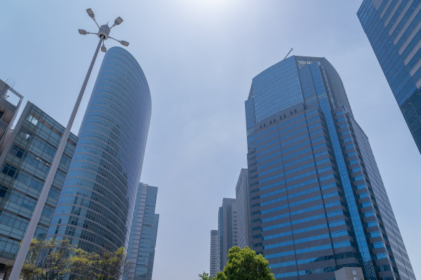 东京品川区商业区的城市景观图片下载