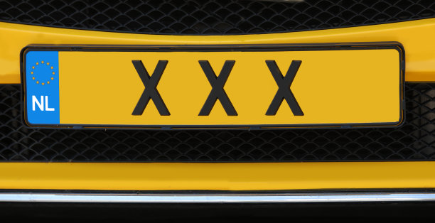 荷兰汽车铭文NL和三个x是阿姆斯特丹的城市的象征图片下载