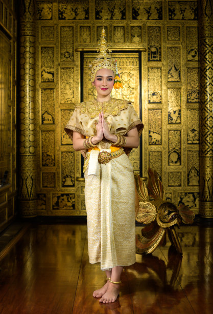 Khon，是一种带面具的古典泰国舞蹈。除了这些没有戴面具的人。图片下载