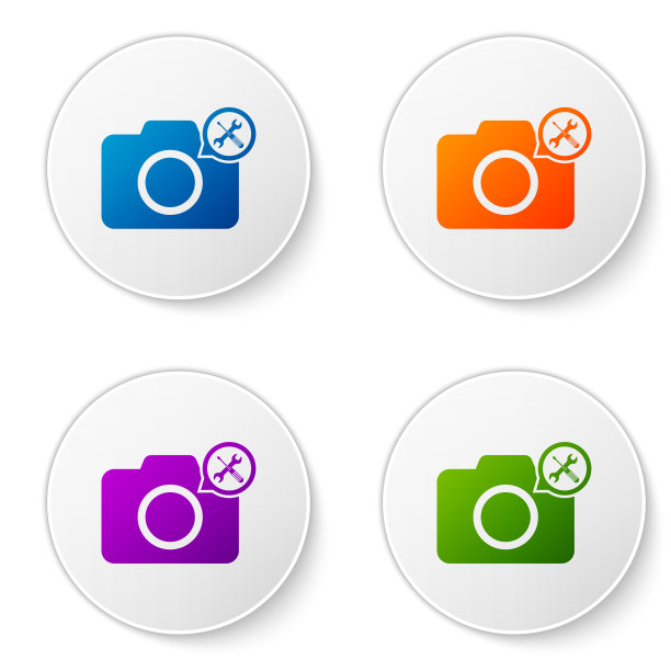 带螺丝刀和扳手的彩色相机图片下载