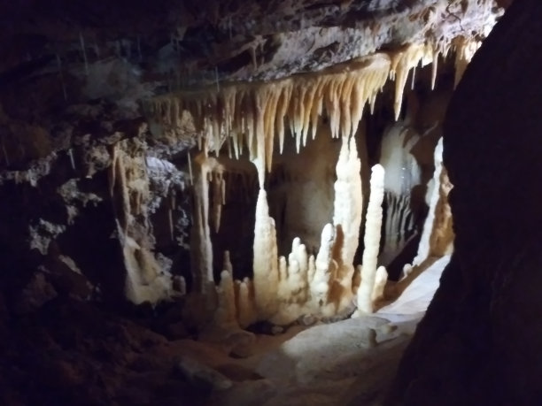 山洞口图片下载