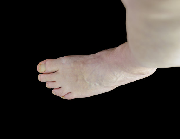 裸脚男子，俯视图图片下载