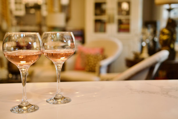 葡萄酒在家里图片下载