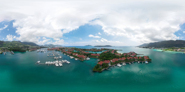 无缝球形360度HDRI空中全景伊顿岛，维多利亚，塞舌尔图片下载