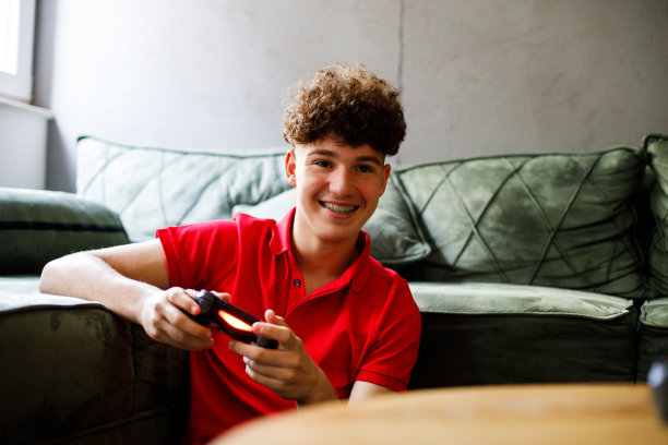 网络游戏的概念。图片下载