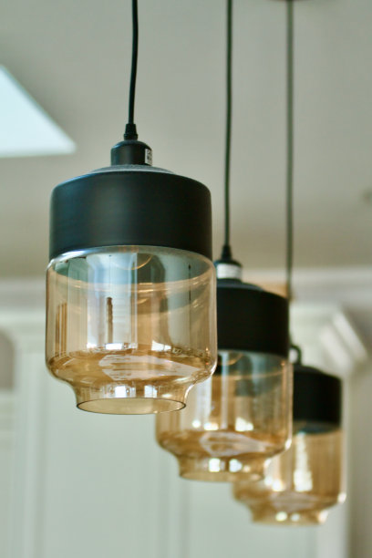 现代吊坠照明图片下载