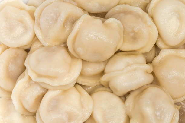 水煮肉馅饺子，片段特写图片下载