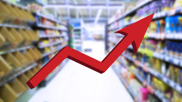 红色成长大箭头符号抽象模糊超市背景。条形图和图形。不断上涨的食品价格。通货膨胀的概念。零售行业。金融和经济。股票市场。经济衰退。图片下载