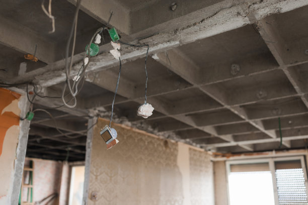 翻新期间的电气工程图片下载