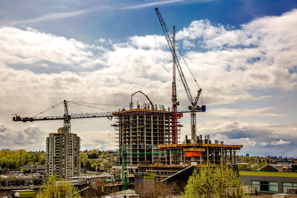 在伯纳比市新建高层建筑图片下载