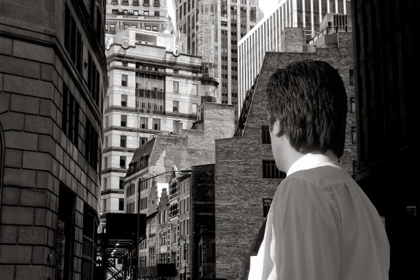 商人在曼哈顿繁忙的城市街道上图片下载