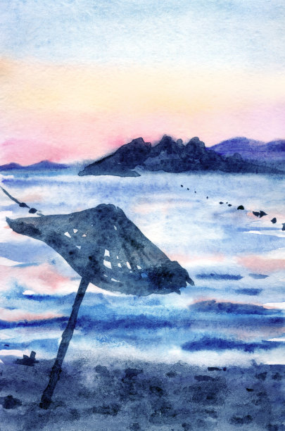 日落时带遮阳伞的海滩景观图片下载