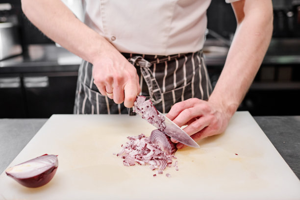 用专业的方式切洋葱图片下载
