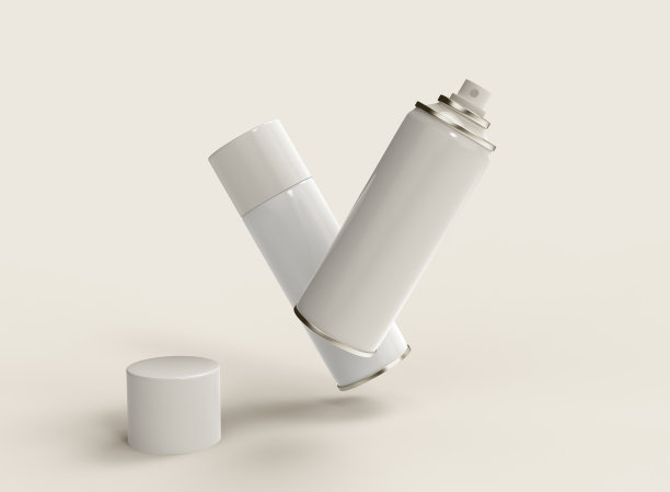 两个漂浮的喷雾罐图片下载