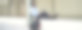 年轻的印度学生在大学校园里使用笔记本电脑图片下载