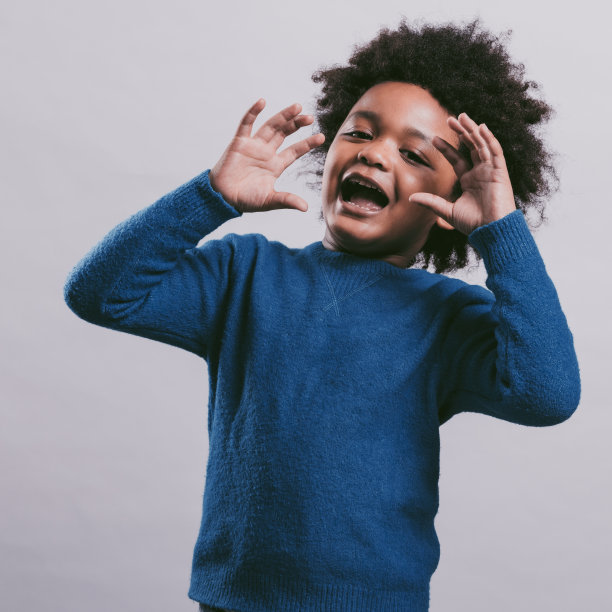 非洲儿童肖像，呐喊。图片下载