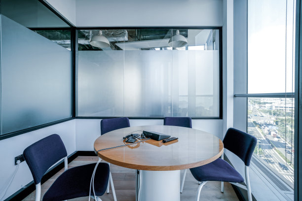 现代办公大厅内部图片下载