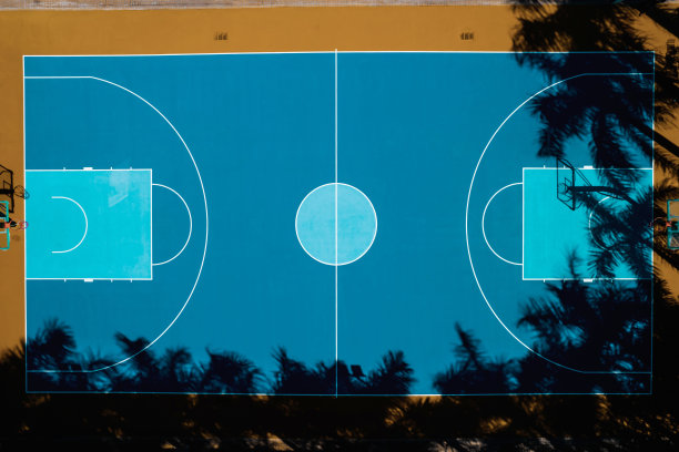 高空拍摄室外篮球场图片下载