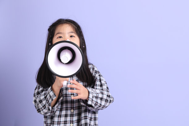 快乐的小女孩图片下载