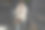 一个忙碌的男人在楼梯上寻找他的包里的东西，同时喝着咖啡。图片下载