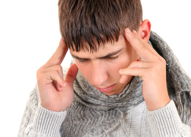 年轻人头痛图片下载