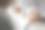 牙医持有用于牙科保健咨询的牙科模型，牙科诊所、牙科和口腔治疗和治疗，患者进行牙科保健咨询。牙科的概念。图片下载