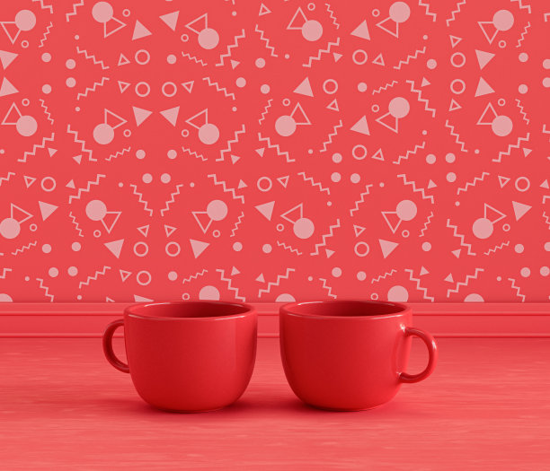 两个红色陶瓷咖啡杯并排在红色厨房柜台顶部，装饰红色墙壁，3d渲染，特写视图图片下载