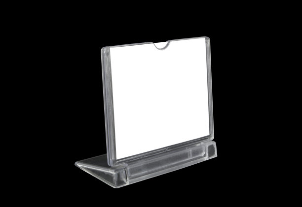 透明的桌面显示孤立在黑色背景。图片下载