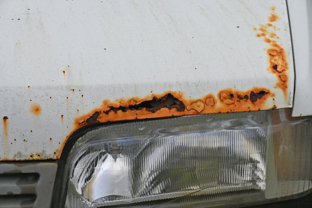 生锈的车罩图片下载