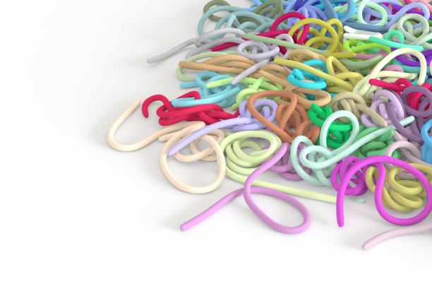 白色背景上的一堆彩色意大利面，3d渲染插图图片下载