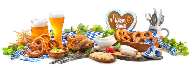 节日餐桌提供巴伐利亚特色菜。啤酒节菜单图片下载