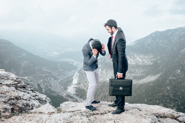 山顶团队合作图片下载