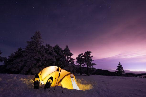 阿巴拉契亚山脉寒冷的乡间大本营图片下载