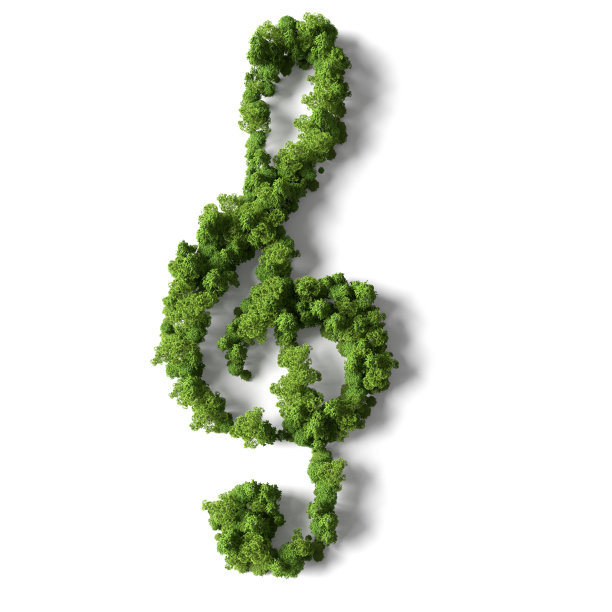 森林在形状的高音谱号图片下载