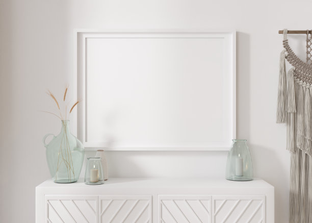 现代客厅白墙上的空横相框。模拟室内极简主义，现代风格。为你的照片腾出空间。控制台，花瓶里的干草，流苏。三维渲染图片下载
