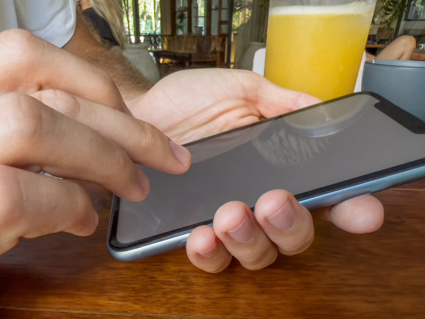 闭上手用手机图片下载