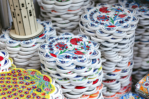 收藏传统土耳其陶瓷，装饰板。图片下载