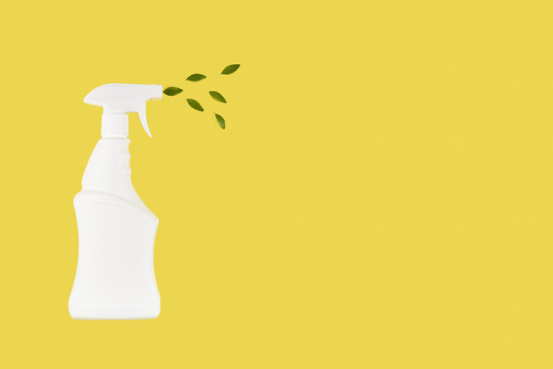 环保喷雾瓶安全清洁与绿叶图片下载