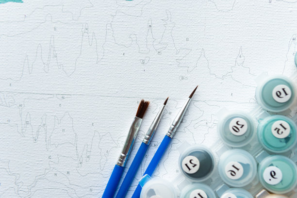 一套彩色水粉画，用于在画布上画数字。图片下载