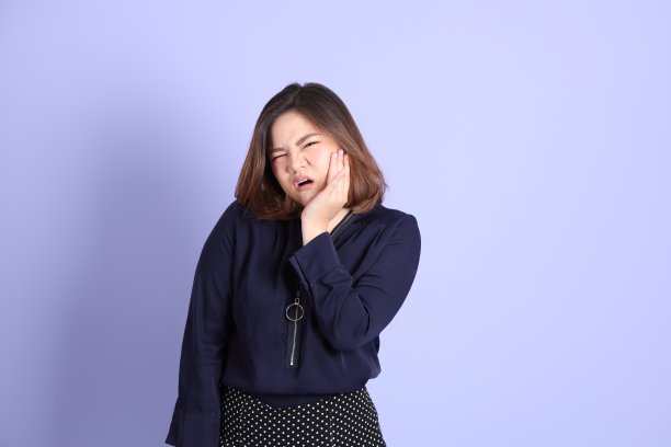 胖乎乎的亚洲女人图片下载