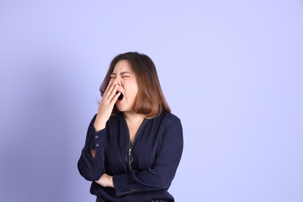 胖乎乎的亚洲女人图片下载