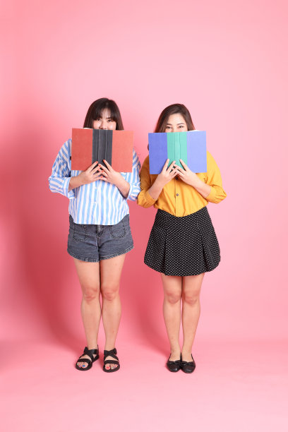 快乐的亚洲朋友图片下载