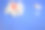 海白色的贝壳和一个红色的星星在蓝色的背景，俯视图。夏天组成。释放文本空间。图片下载