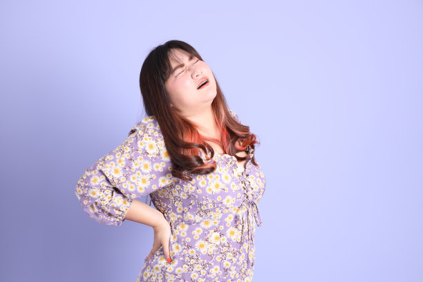 胖乎乎的亚洲女人图片下载